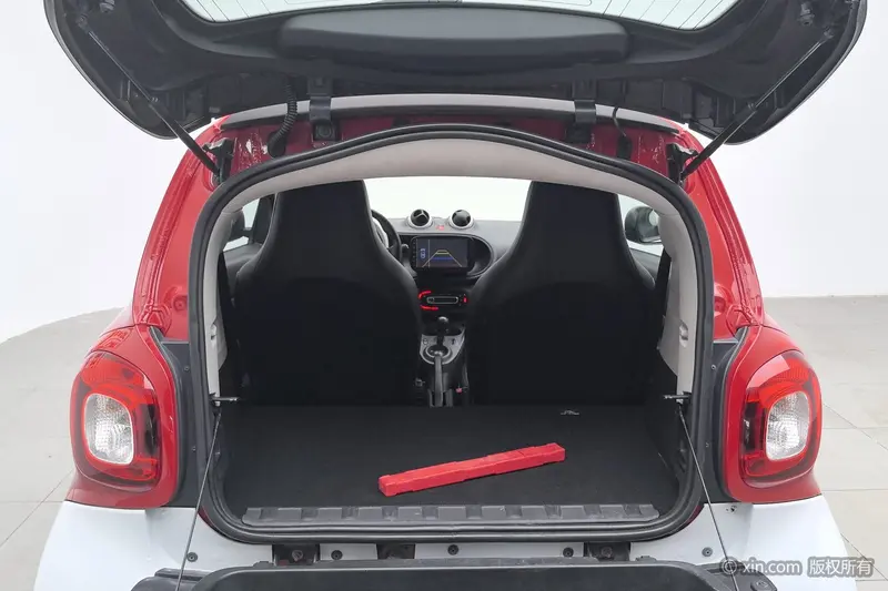 Smart fortwo 1.0 L 52 V — фото 17