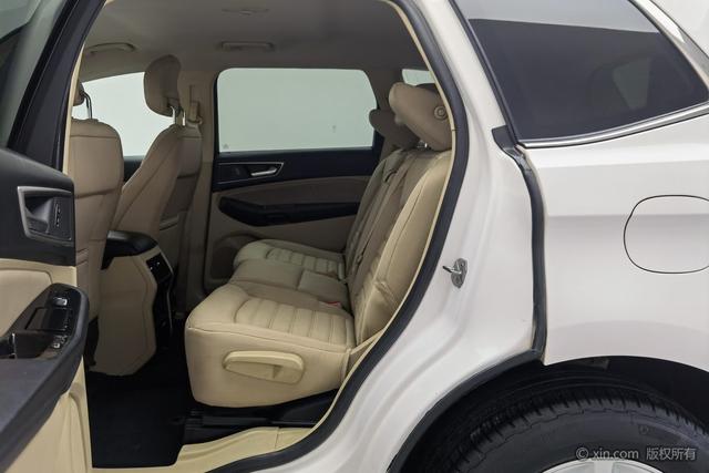 Ford Edge 2015 2.0 T GTDi 2 WD — фото 19