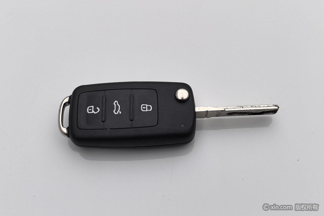 Volkswagen Jetta 2015 1.6L MT Comfort