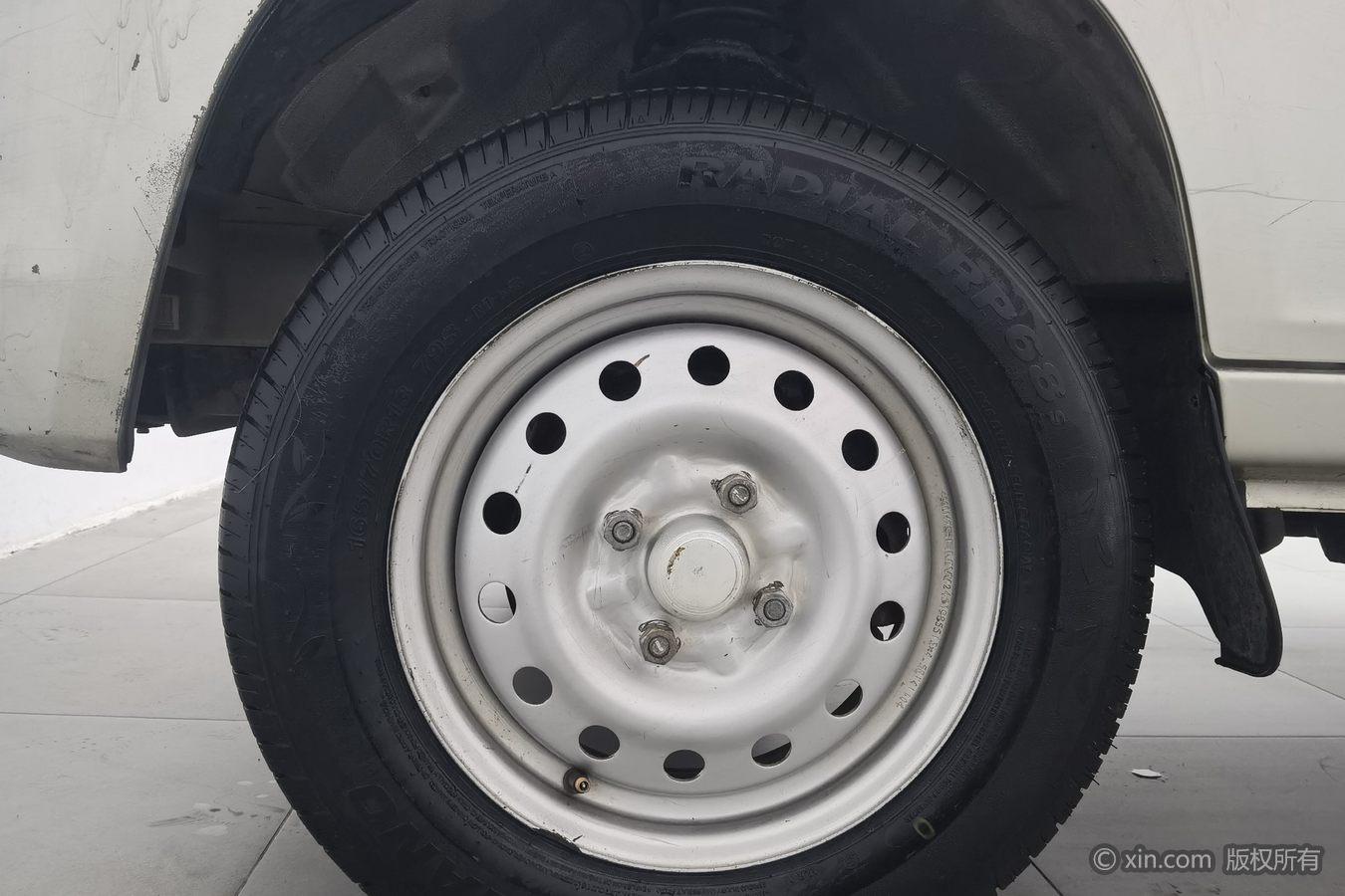 Wuling Sunshine 2013 1.0L