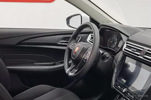 Roewe i5 2020 1.5 L MT 4 G — фото 16