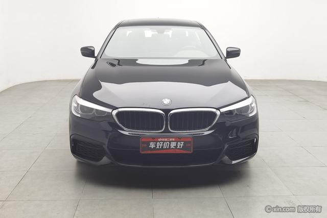 2020 BMW 5 Series 525Li thumbnail 2