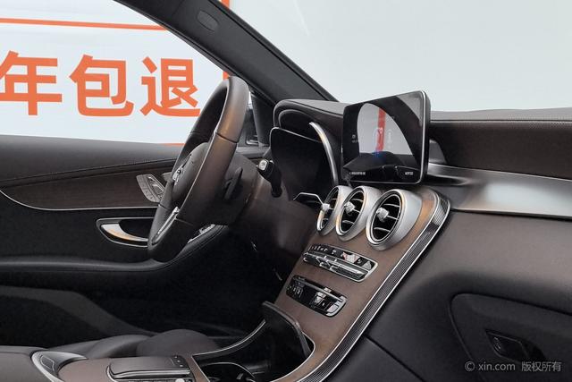 Mercedes-Benz GLC 2022 GLC 300 L 4 MATIC — фото 16