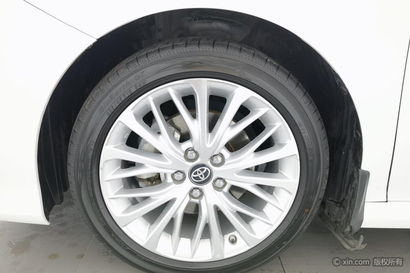 Toyota Camry 2019 2.5G Luxury