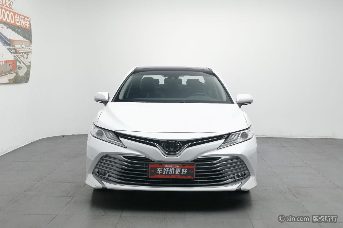 Toyota Camry 2019 2.5G Luxury