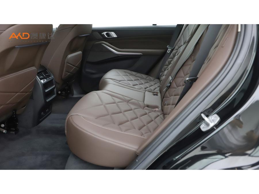 BMW X5 2022 xDrive 30Li M Sport