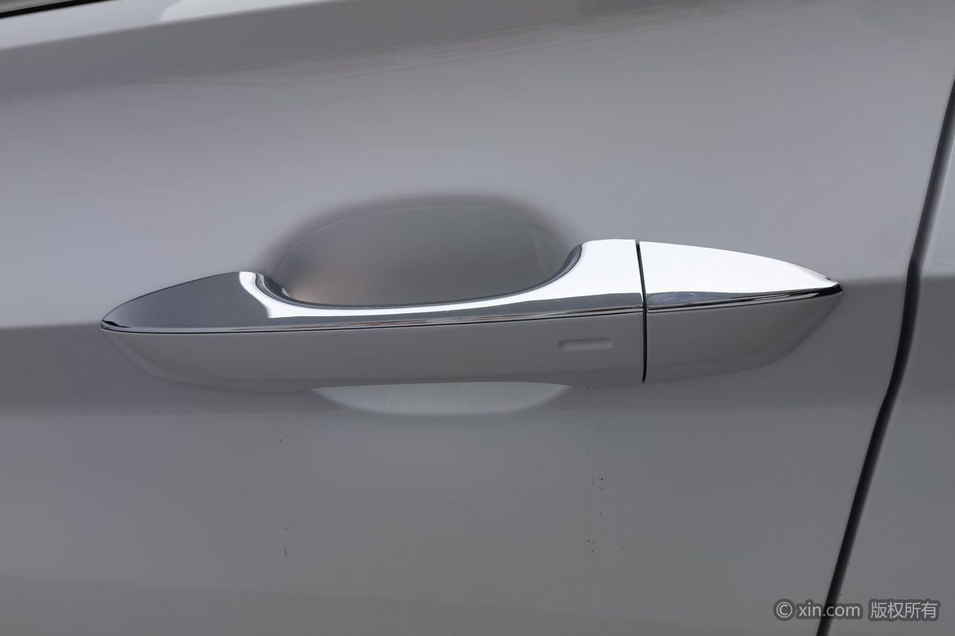 Volkswagen Sagitar 2023 300TSI DSG