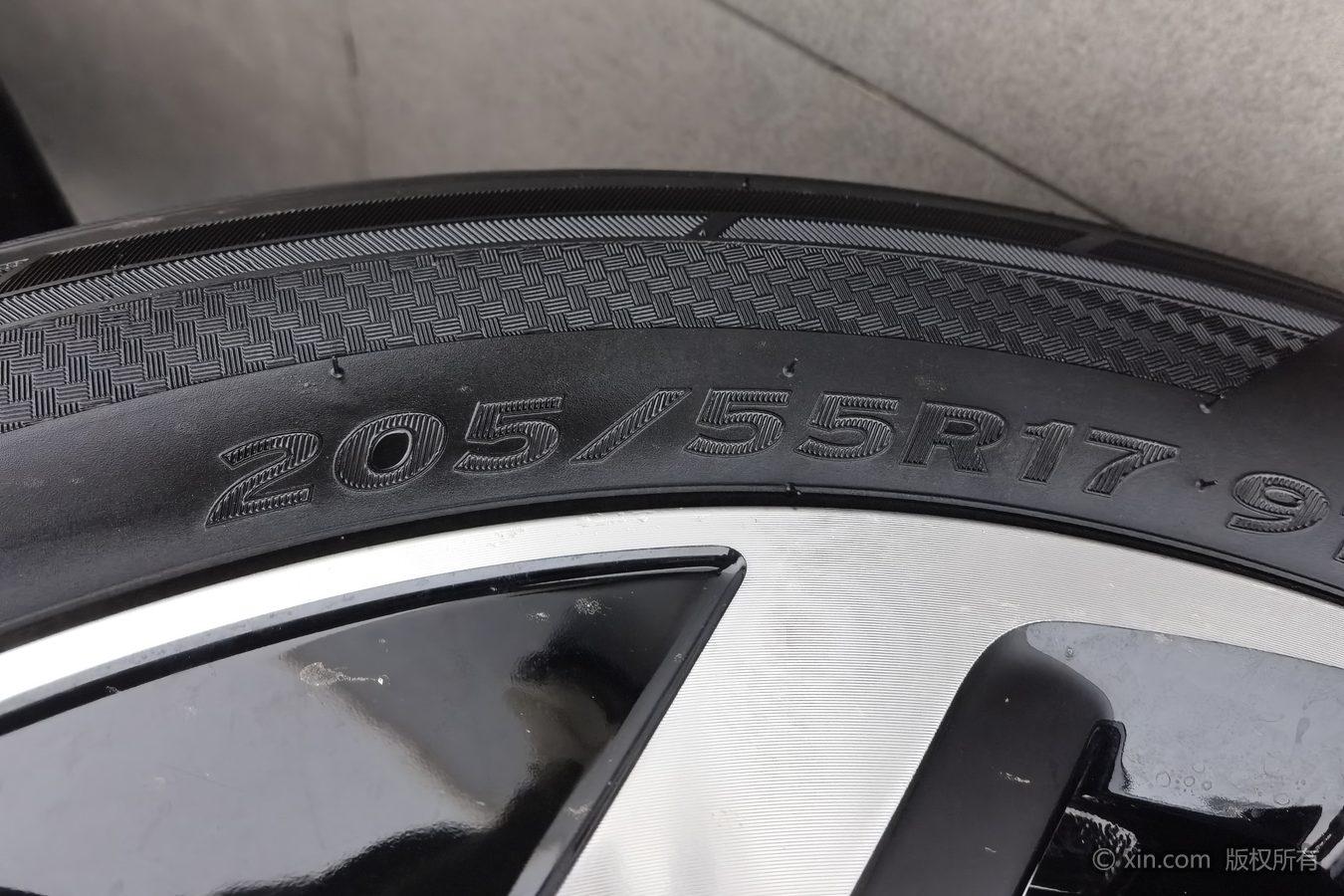 Volkswagen Sagitar 2023 300TSI DSG