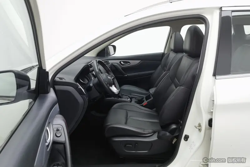 Nissan Qashqai — фото 12