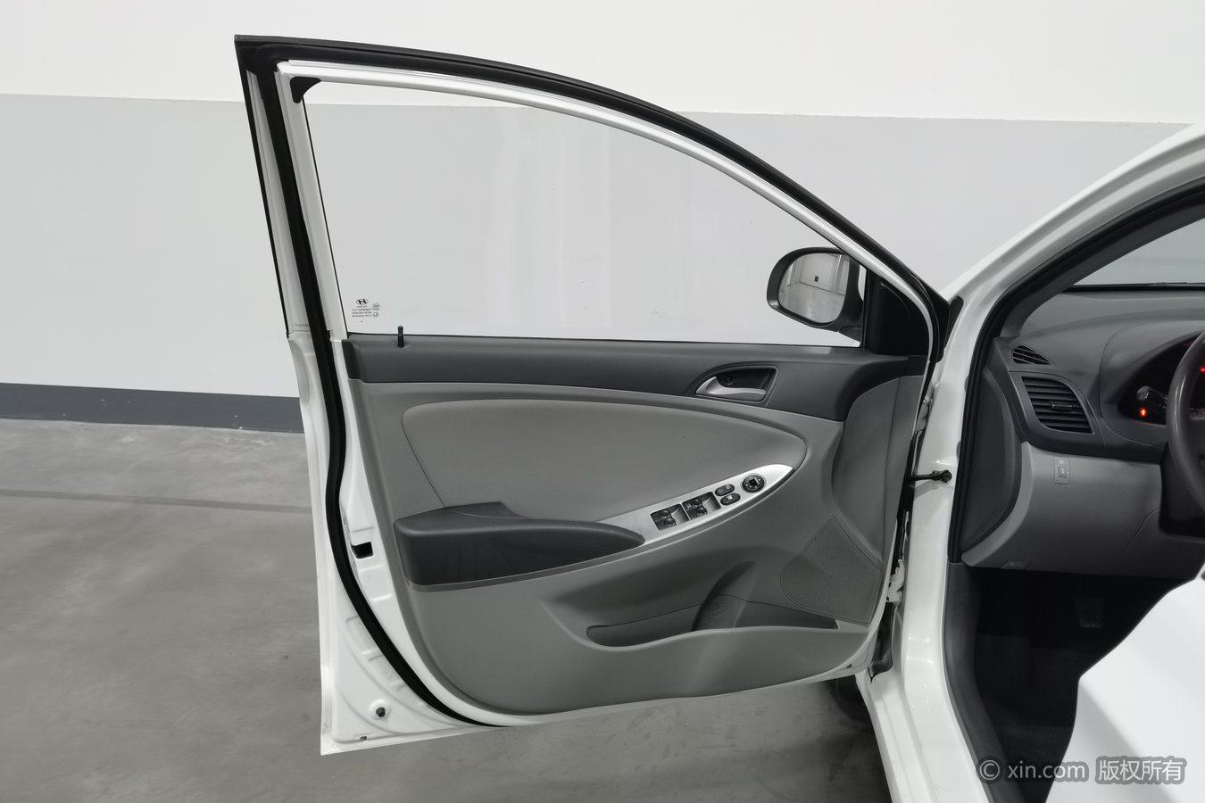 Hyundai Solaris 2016 1.4L МКПП zhi neng xing GLS