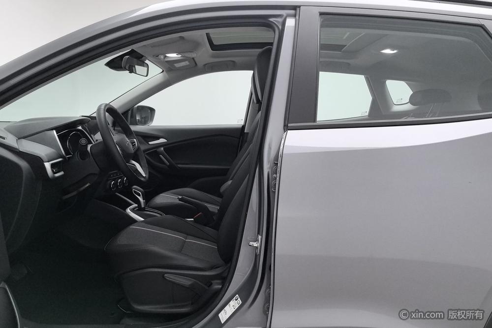 Chevrolet Tracker, фото 17