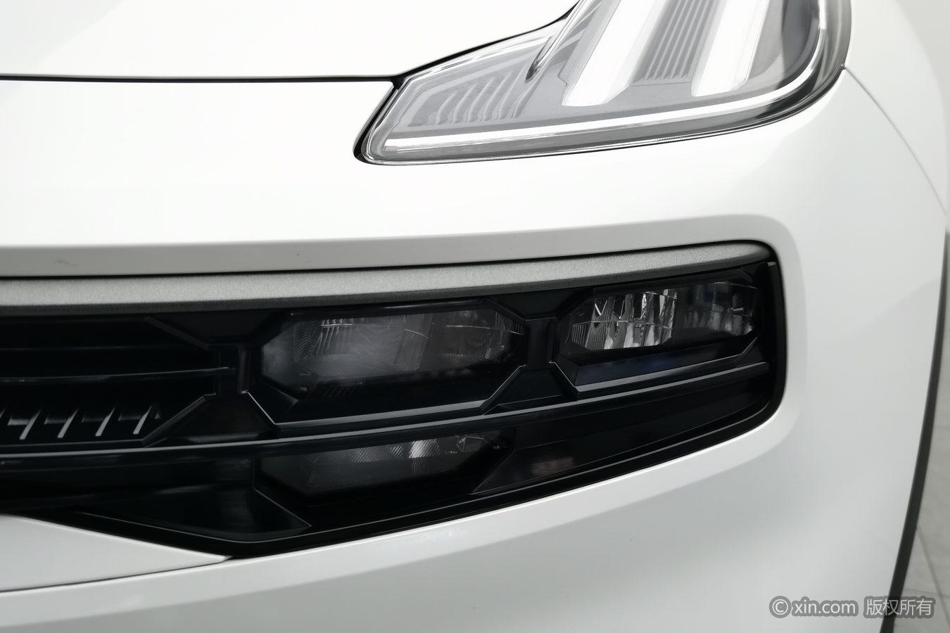 Lynk & Co 06 2020 1.5T Pro