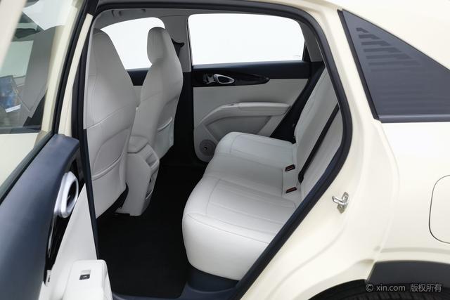 Geely Galaxy Xingyuan 2025 UP 410km — фото 18