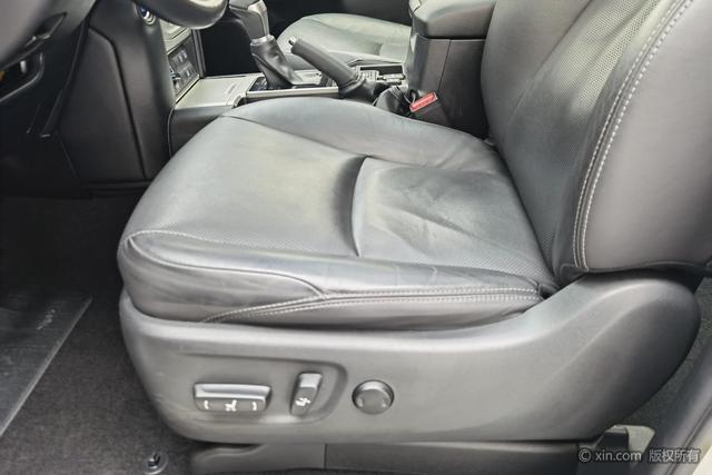 Toyota Prado 2018 3.5 L ATTX-L — фото 18