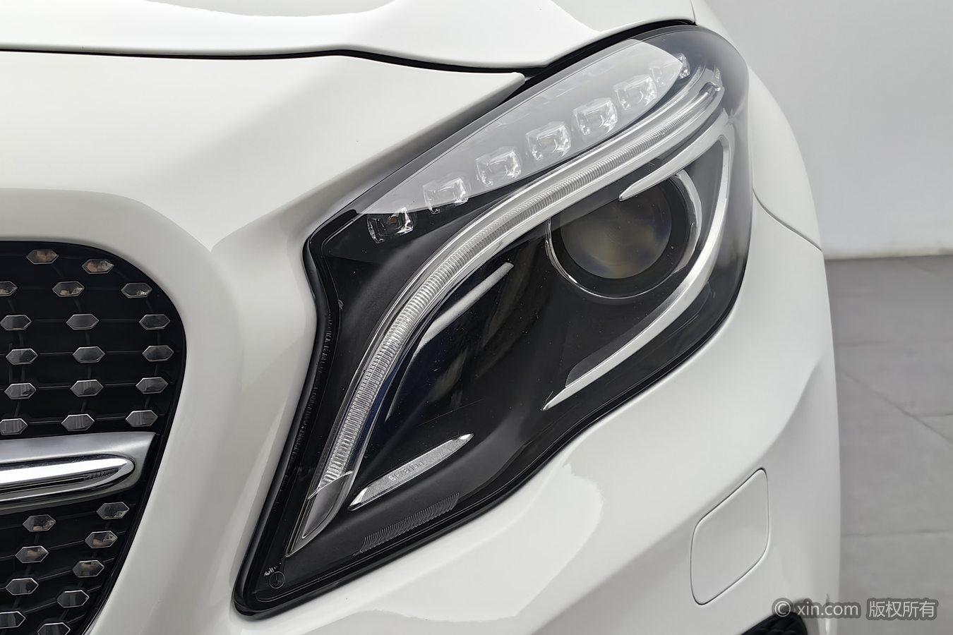 Mercedes-Benz GLA 2015 GLA 220 4MATIC Luxury