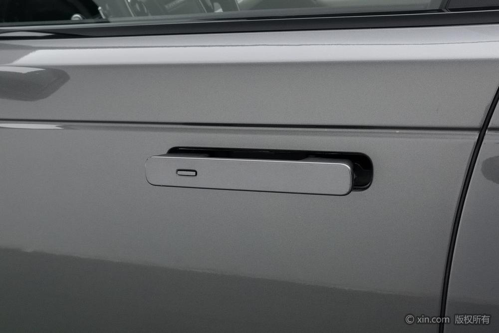 Land Rover Range Rover Velar, фото 9