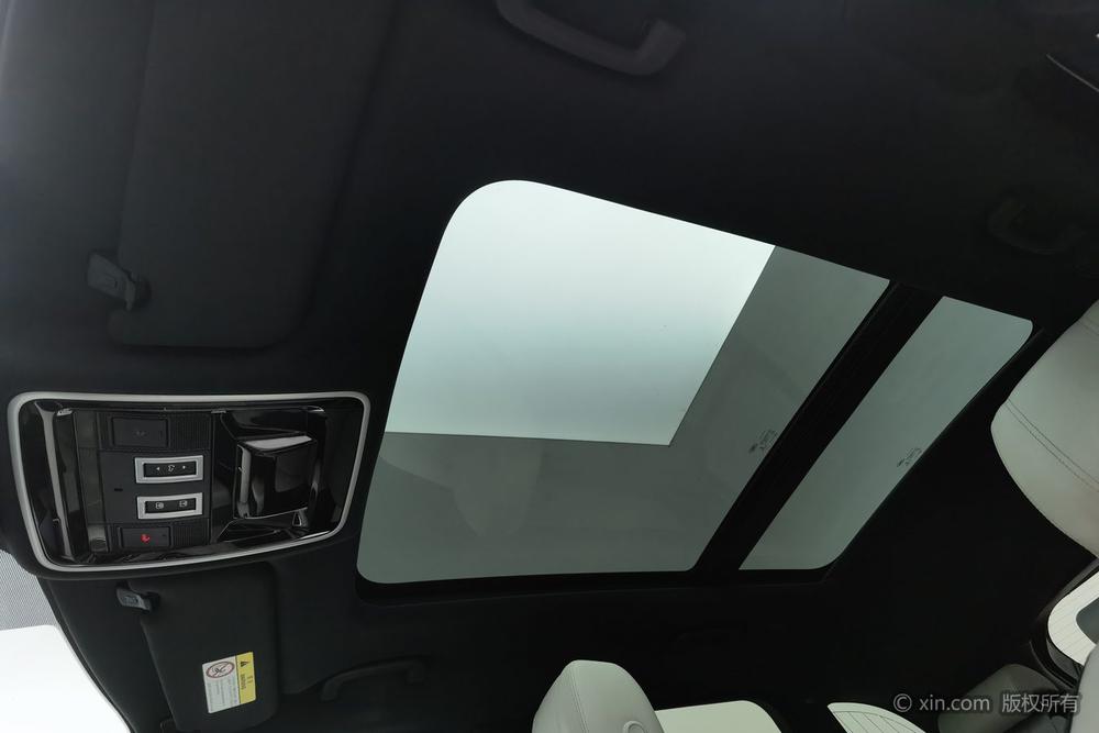 Land Rover Range Rover Velar, фото 20