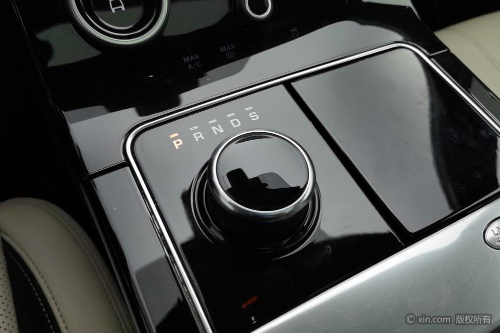 Land Rover Range Rover Velar, фото 14