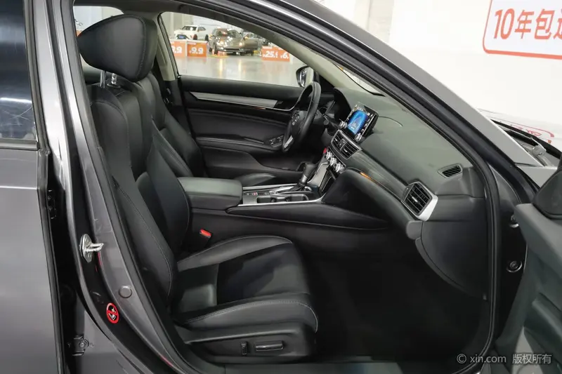 Honda Accord — фото 14