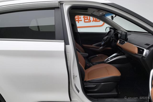 Wuling Baojun 510 2017 1.5 L ATLuxury — фото 18