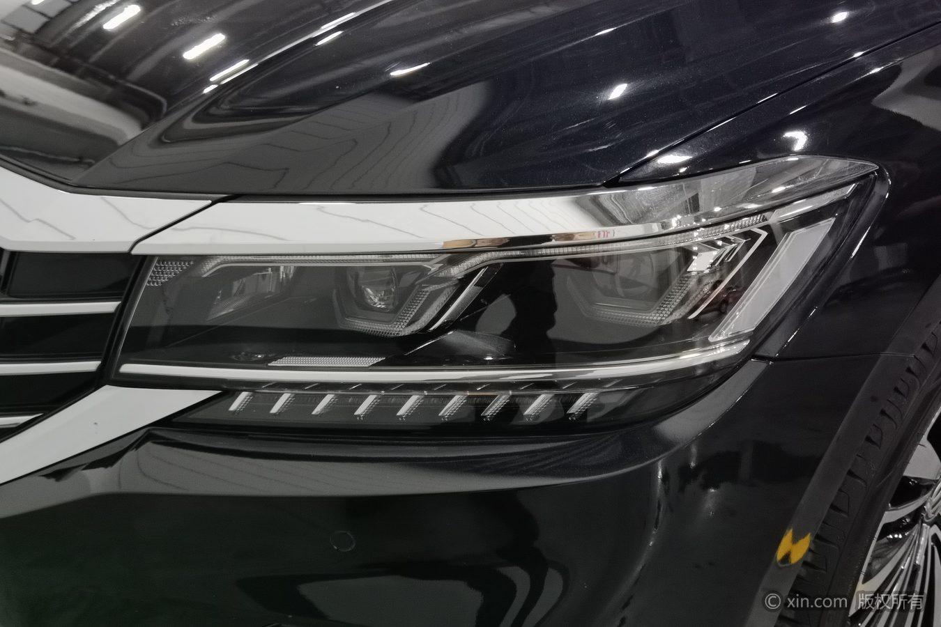 Volkswagen Passat 2019 330TSI Luxury VI