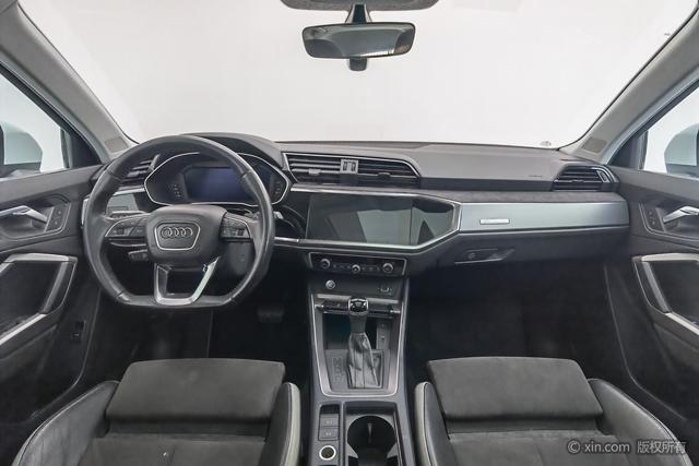 Audi Q3 2019 40 TFSI — фото 12