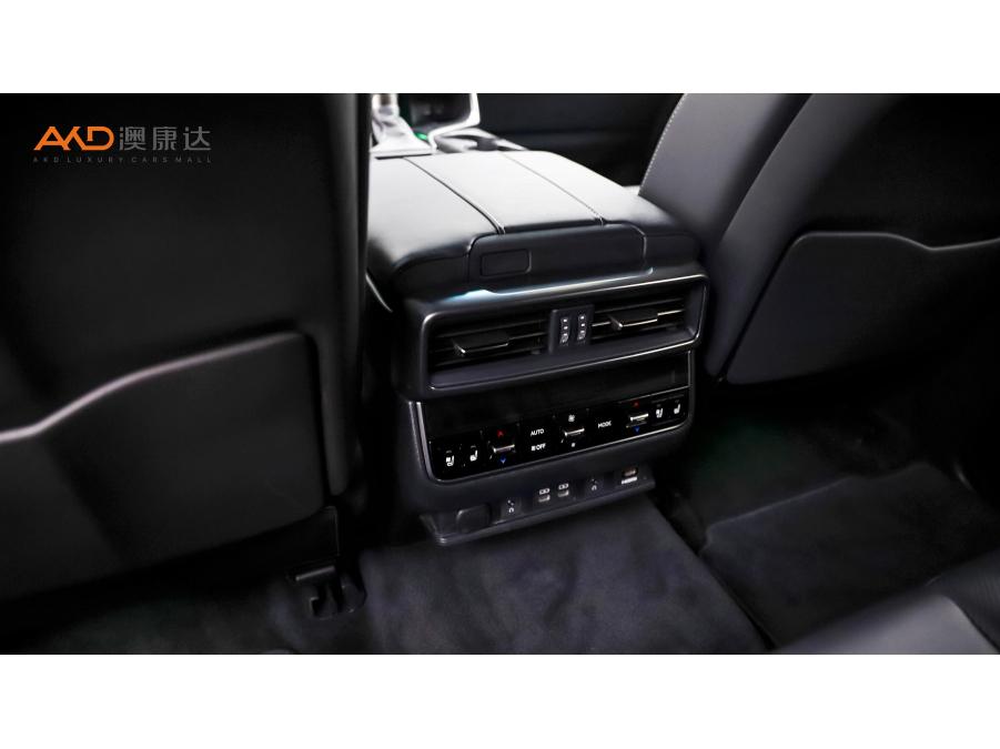 Lexus LX 2023 3.5T AT 7 мест