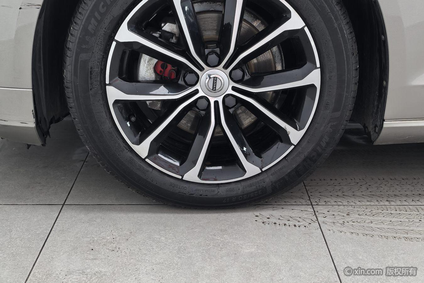 Volvo S60 2021 T4 Luxury
