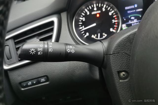 Nissan Qashqai 2019 2.0 L CVT — фото 16