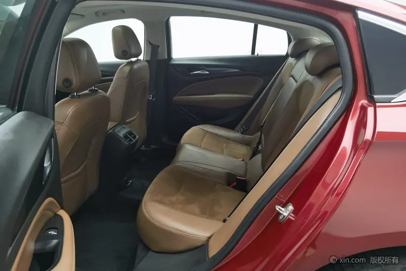 Buick Regal — фото 15