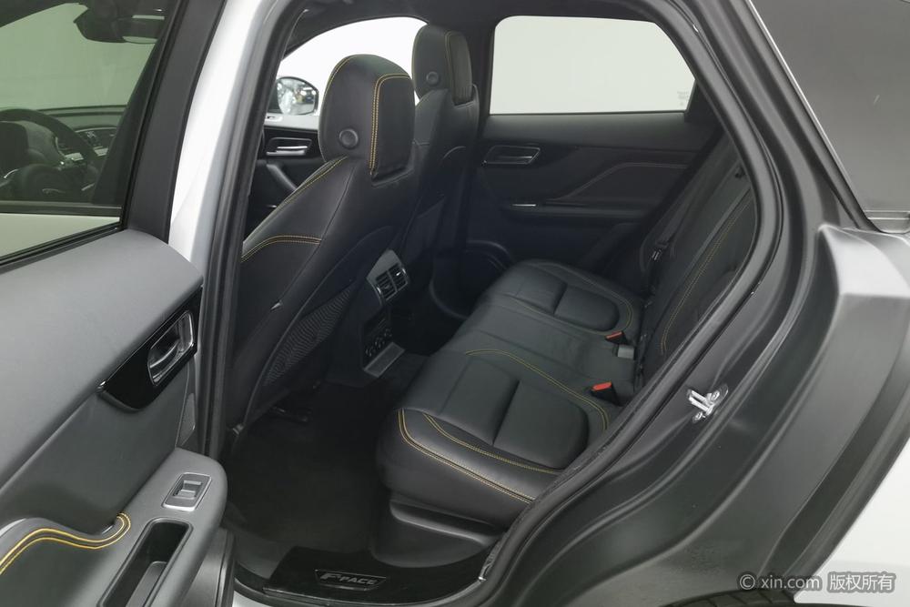Jaguar F-PACE, фото 20