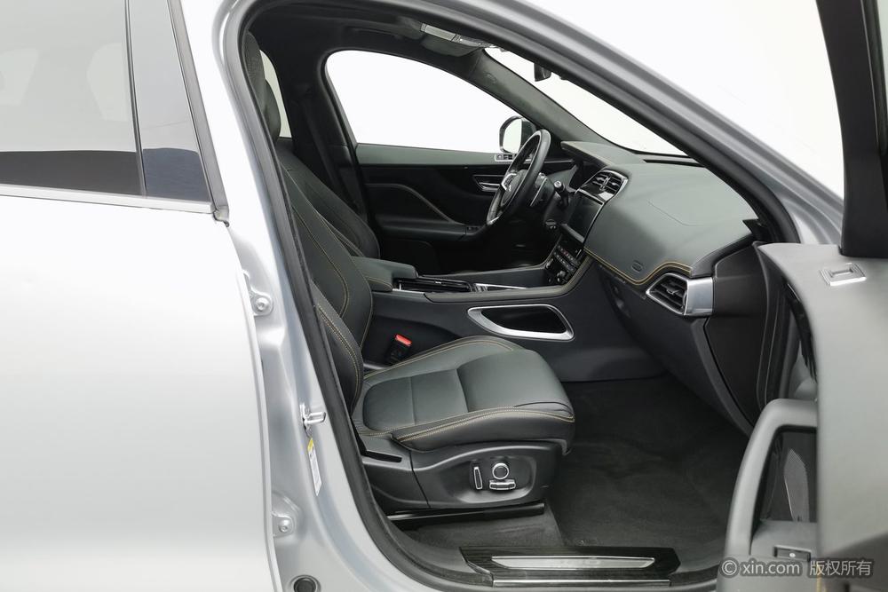 Jaguar F-PACE, фото 19