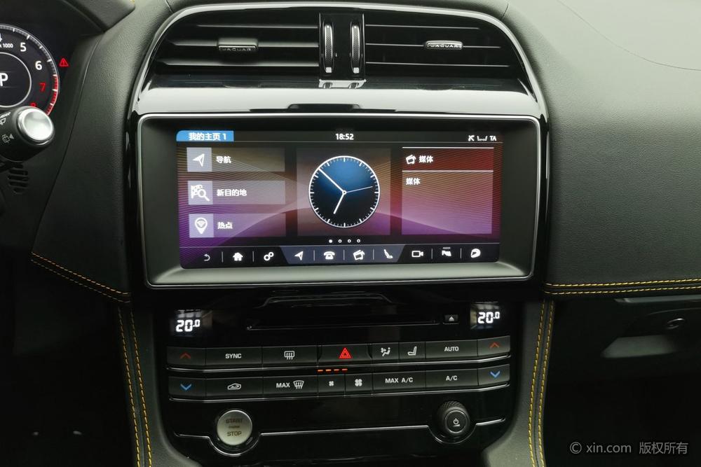 Jaguar F-PACE, фото 12