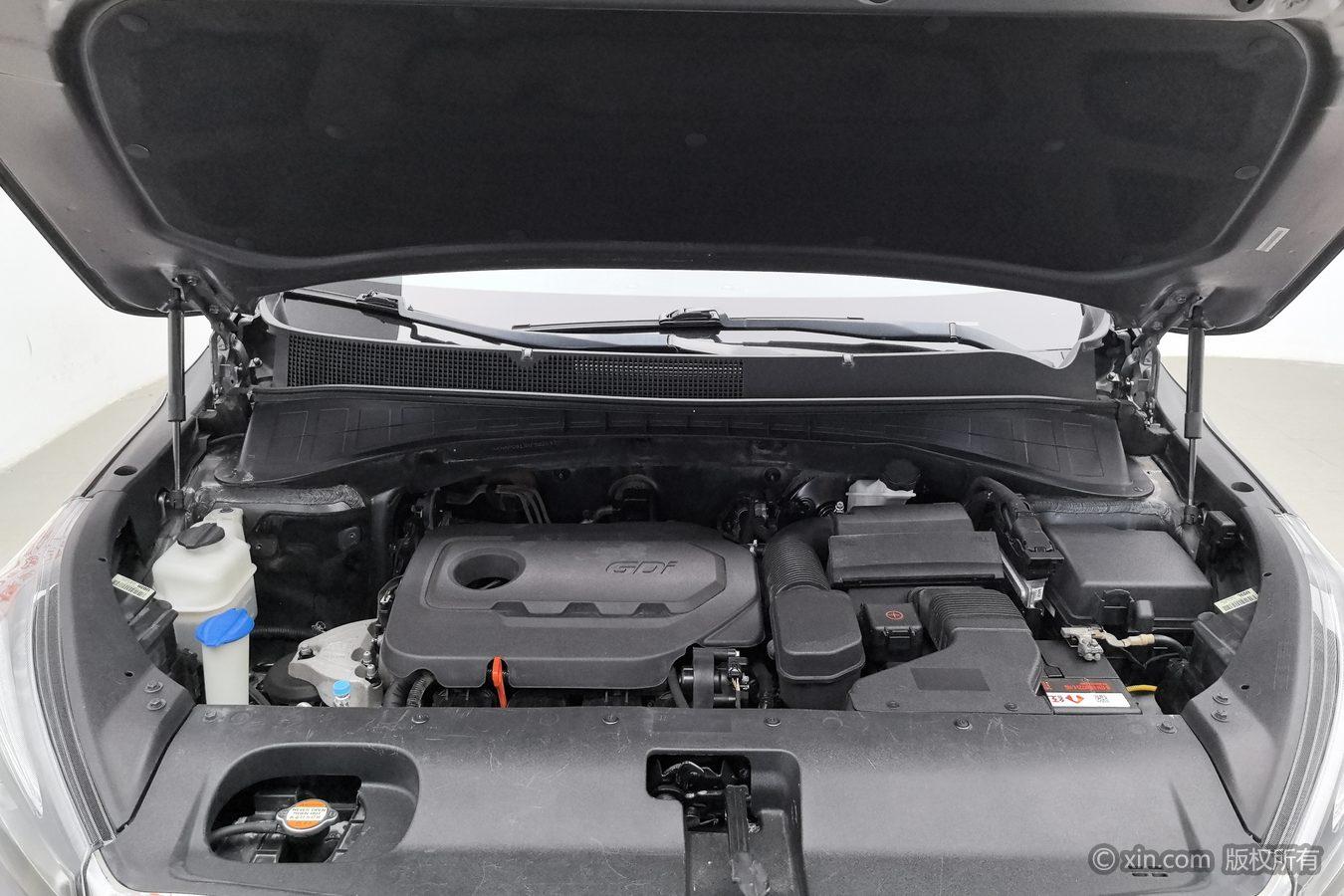 Kia Sorento 2015 L 2.4L 4WD Sport 5 мест V