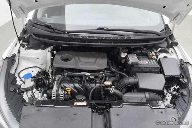 Kia K3 2017 1.6 L AT 15 GLS — фото 5