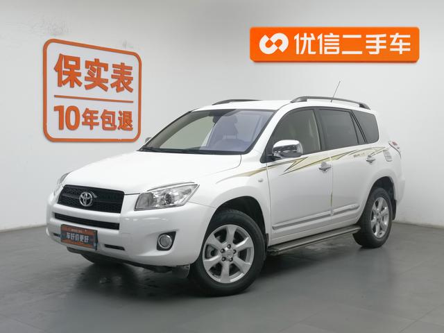 Toyota RAV 4 2011 года выпуска