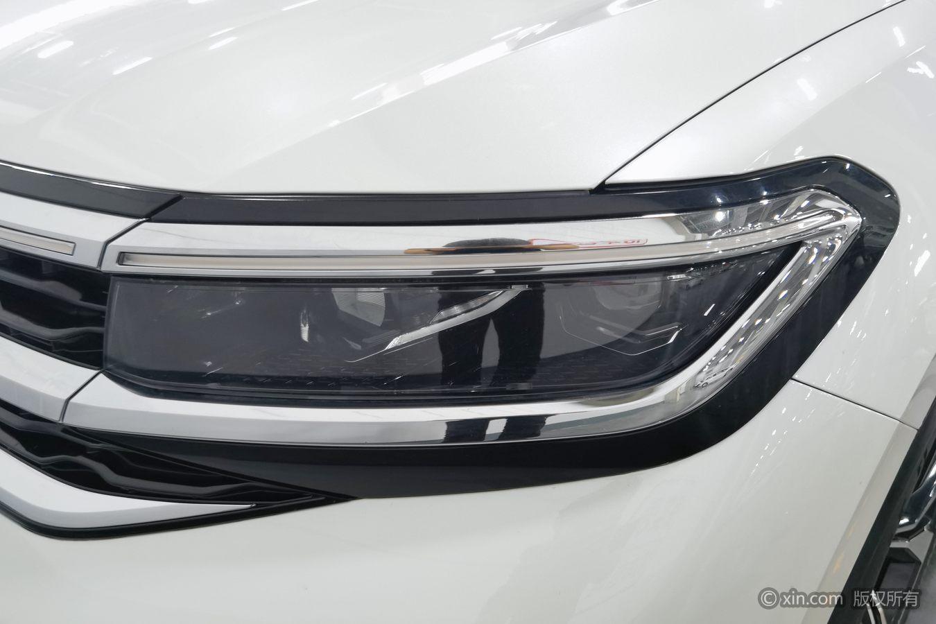 Volkswagen Viloran 2021 380TSI R-Line