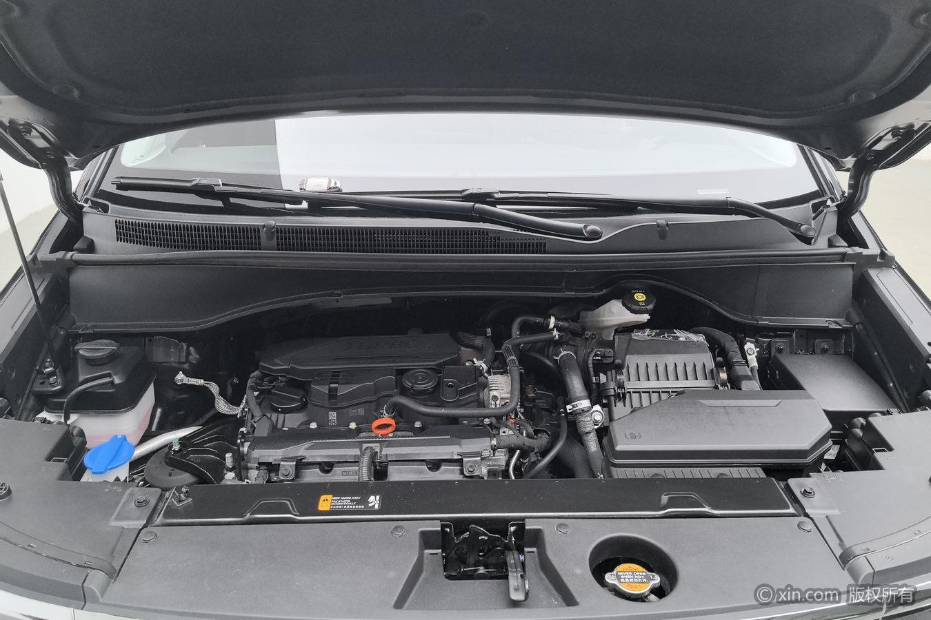 Hyundai Custo 2024 270TGDi LUX Luxury
