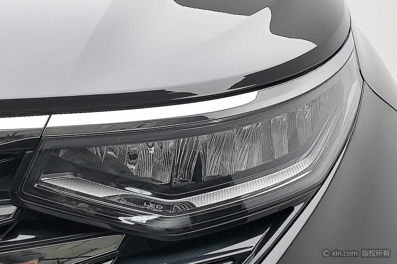 Hyundai Custo 2024 270TGDi LUX Luxury