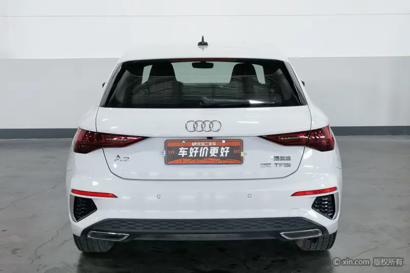 Audi A 3 Sportback 35 TFSI — фото 3