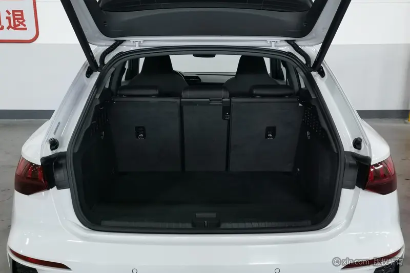 Audi A 3 Sportback 35 TFSI — фото 17