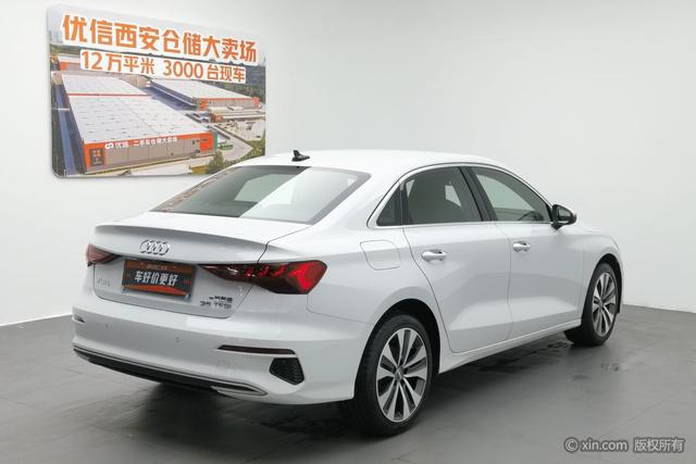 Audi A3 2021 A 3 L Limousine 35 TFSI — фото 4