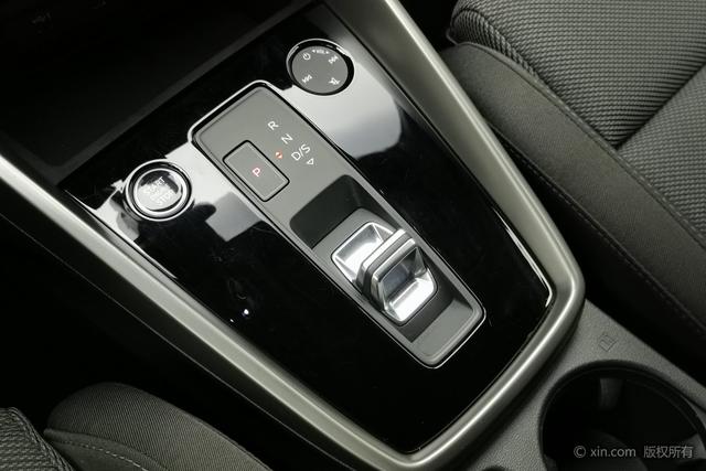 Audi A3 2021 A 3 L Limousine 35 TFSI — фото 15