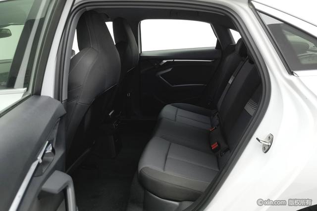 Audi A3 2021 A 3 L Limousine 35 TFSI — фото 20