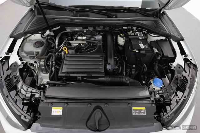 Audi A3 2021 A 3 L Limousine 35 TFSI — фото 5
