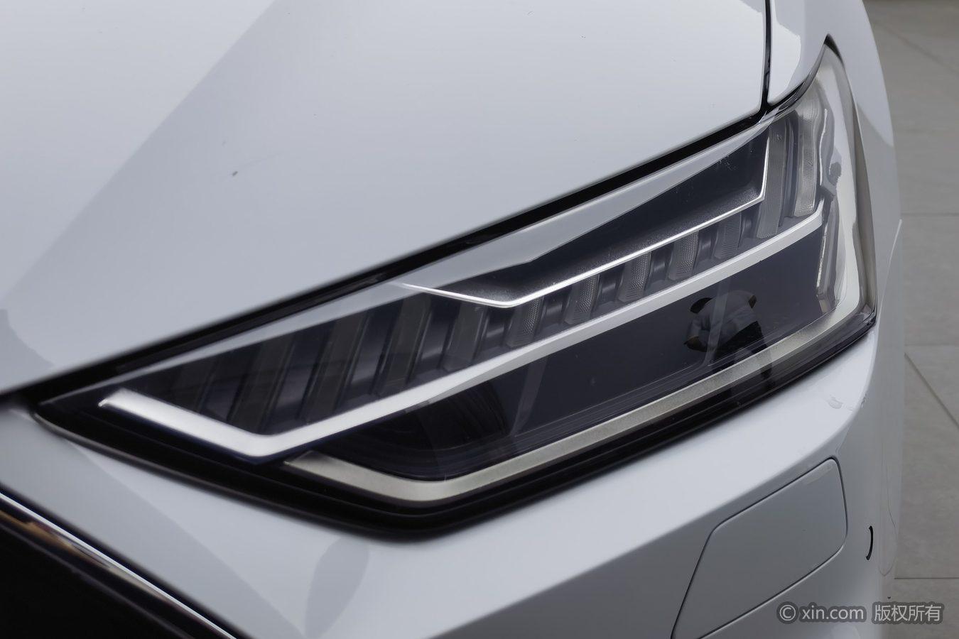 Audi A7L 2024 45 TFSI S-line