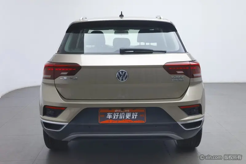 Volkswagen T-Roc — фото 3