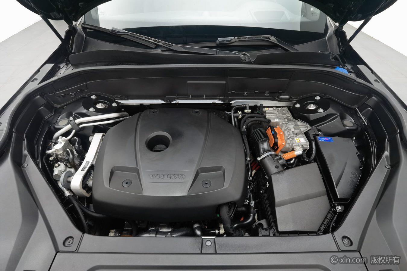 Volvo XC90 PHEV 2023 E T8 Luxury 7 мест