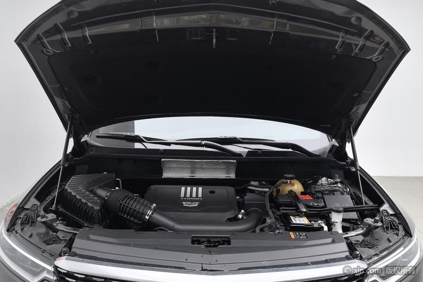 Cadillac XT6 2020 28T мест Luxury