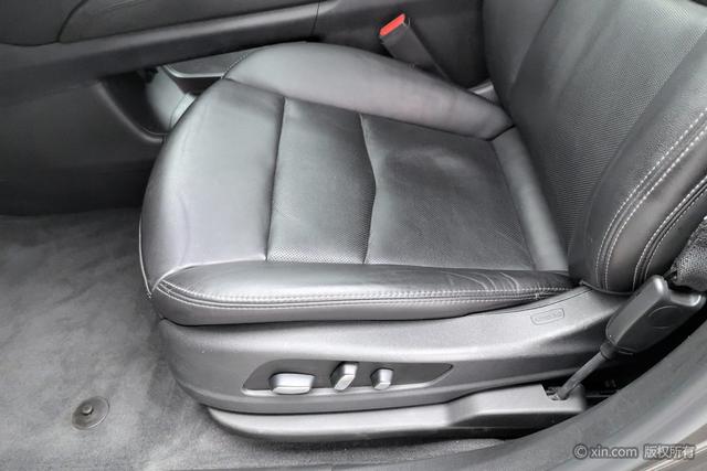 Cadillac XT6 2020 28 T 4 WDLuxury — фото 18